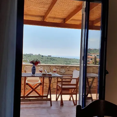 Lefktro 12 * Stoúpa